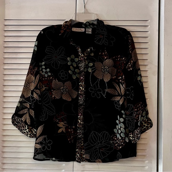 Keneth Too! Tops - Keneth Too! Sheer Floral Petites Top